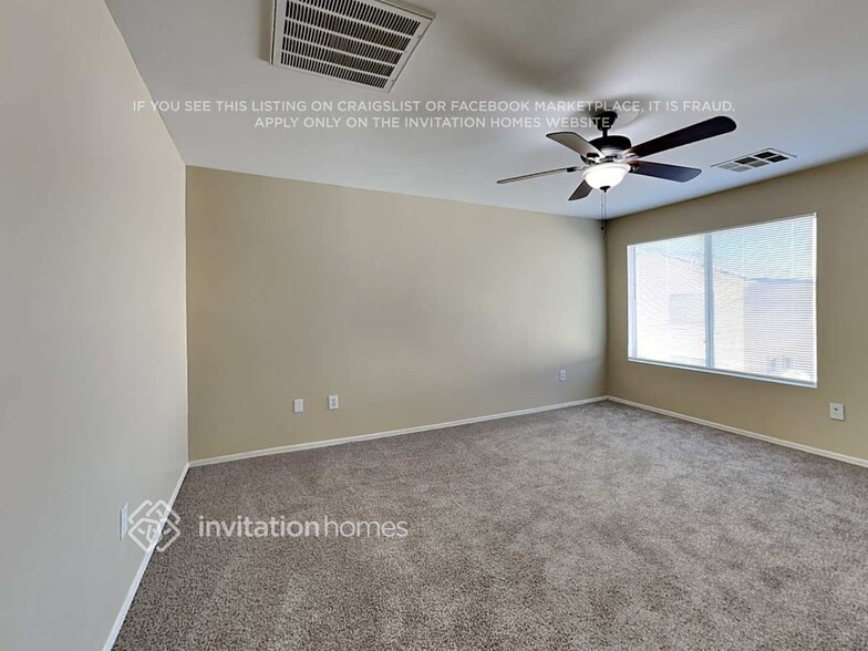 Building Photo - 4122 W Irwin Ave