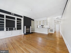 Building Photo - 2220 Delancey St