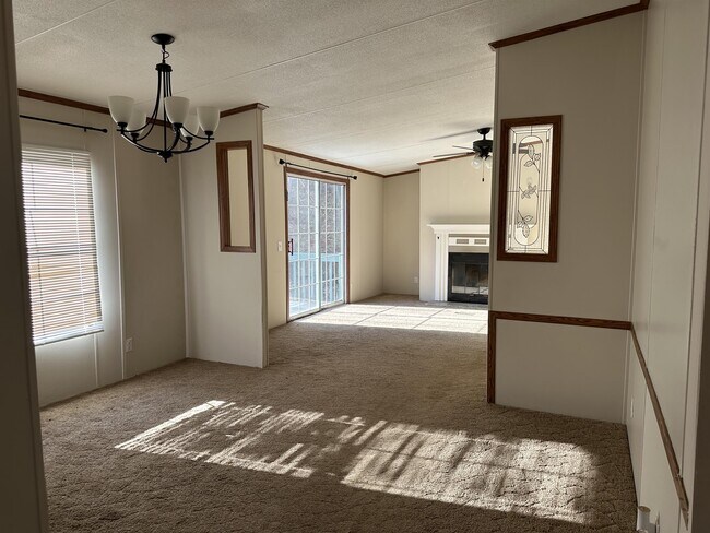 Building Photo - 430 Lytle Cove Rd