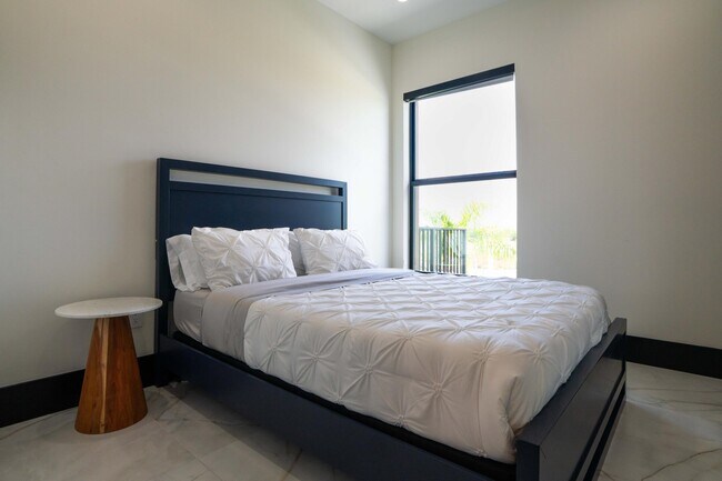 Building Photo - 13480 U.S. Rte 1