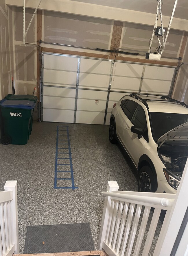 Building Photo - Three Bedroom Partially Furnished Townhome in Lehi