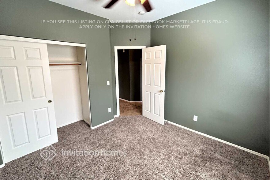 Building Photo - 14611 W Acapulco Ln