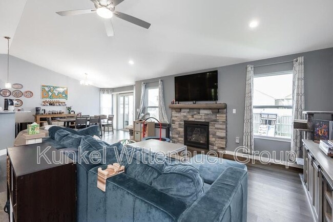 Building Photo - 2678 London Ln