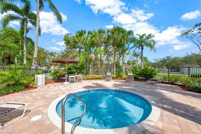 Building Photo - 5 br, 3 bath House - 16479 SW 29th St # 16479