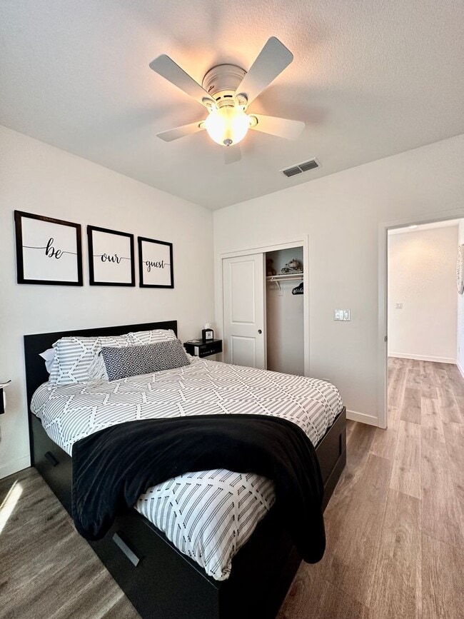 Building Photo - North Natomas Home