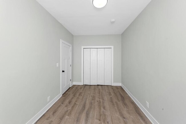 Building Photo - 1 bedroom in Chicago IL 60657