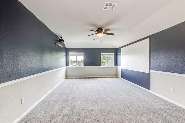 Building Photo - 245 Deep Creek Dr