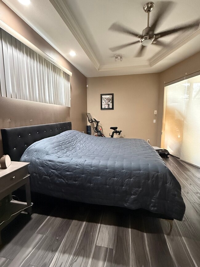 Building Photo - 5522 Eastwind Dr