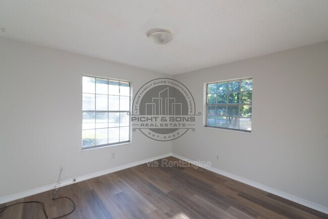 Building Photo - 3216 Jim Lee Rd