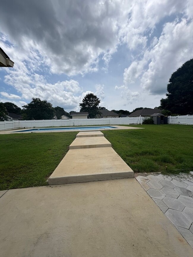 Building Photo - Wood Creek Subdivision!!  Close to Ft Novo...