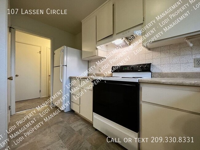 Building Photo - 107 Lassen Cir