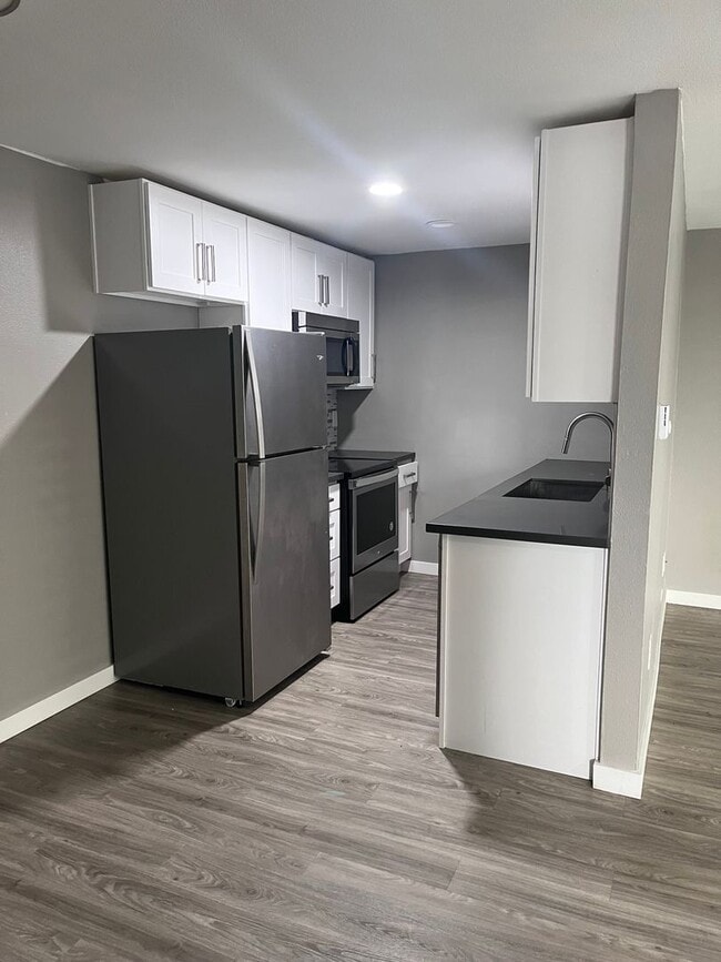 Primary Photo - SOU1105