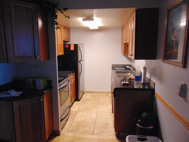 Primary Photo - 4600 E Asbury Cir