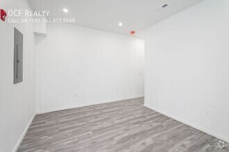 Building Photo - 5715 Woodland Ave