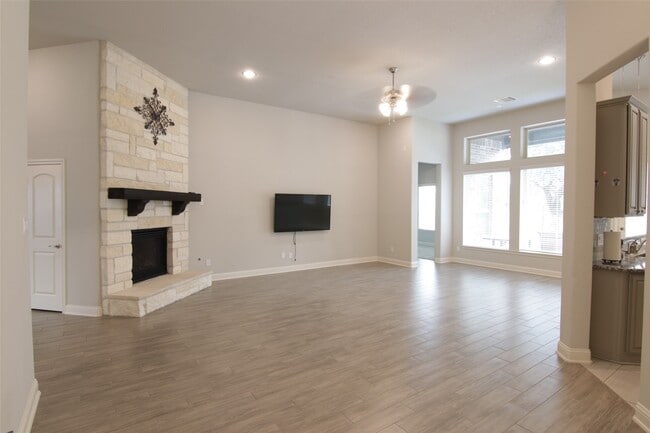 Building Photo - 18659 Fairmont Springs Ct