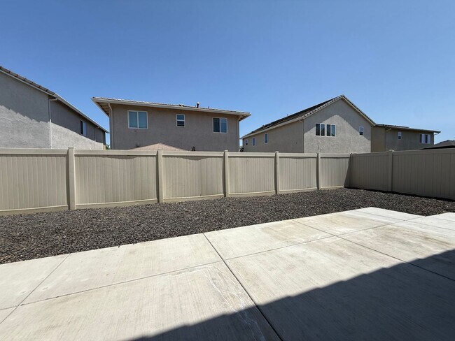 Building Photo - 3818 Berrybridge St