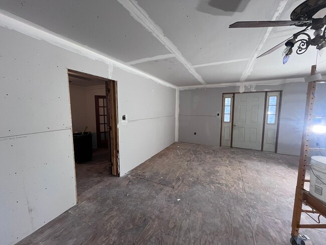 Building Photo - 1515 House