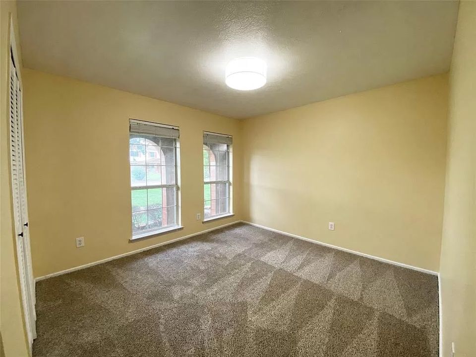 Building Photo - 1316 Dunbarton Dr