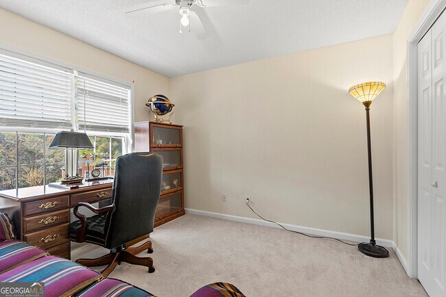 Building Photo - 643 Millrun Ct