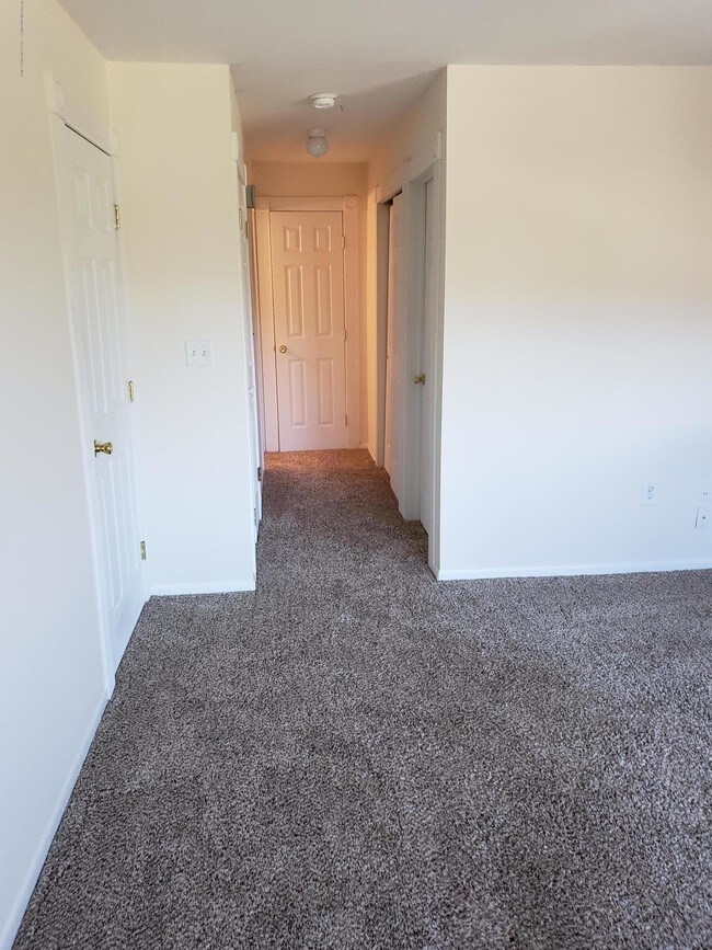 14 Hilltop Terrace 14 Hilltop Terrace Highlands NJ 07732 Apartment