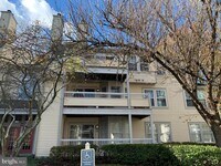 Building Photo - 106 Lassen Ct