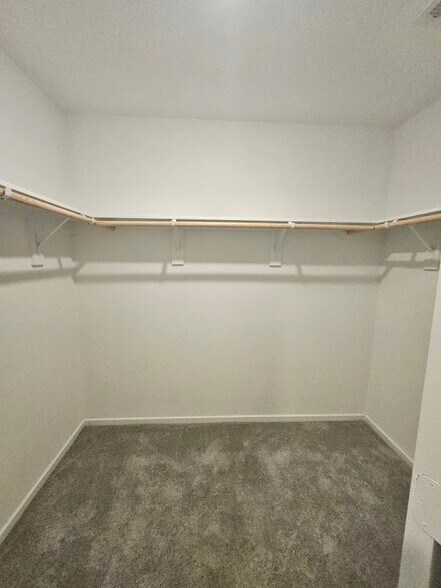 Building Photo - 14881 N Ascot Bnd Cir