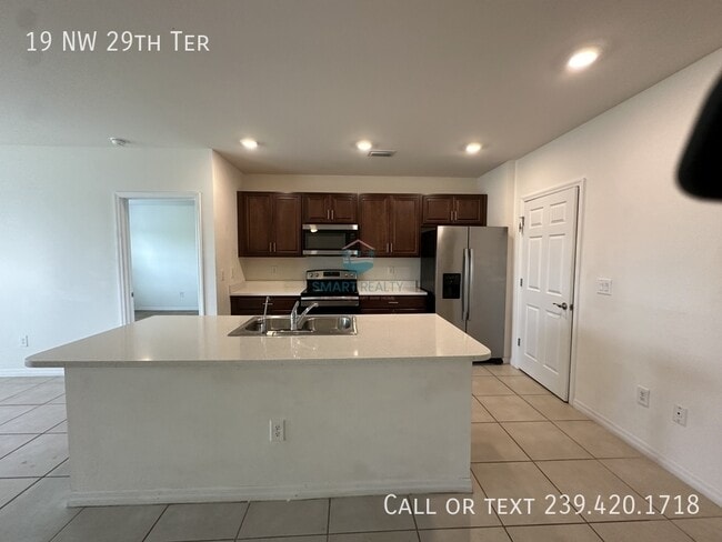 Building Photo - 19 NW 29th Terrace