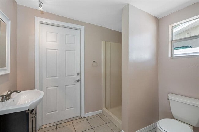 Building Photo - Waterfront home - Palm Harbor