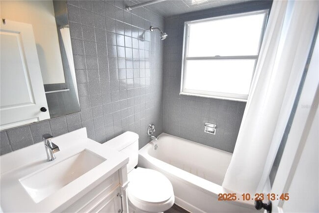 Building Photo - 4520 Burlington Ave N