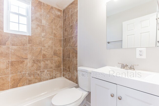 Building Photo - 1559 FORT DUPONT St SE