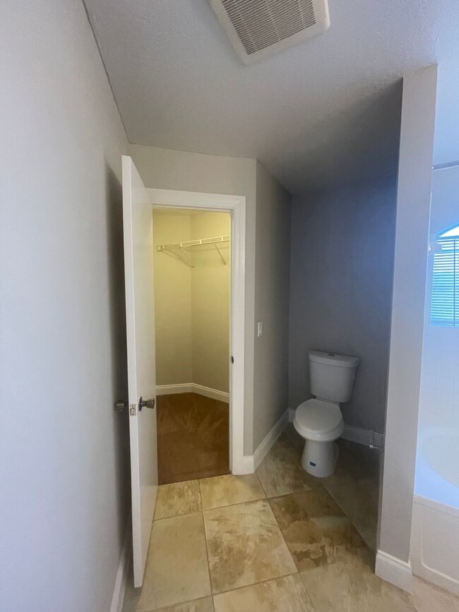 Building Photo - 2 Bedroom / 2 bath Condo in Bermuda Dunes ...