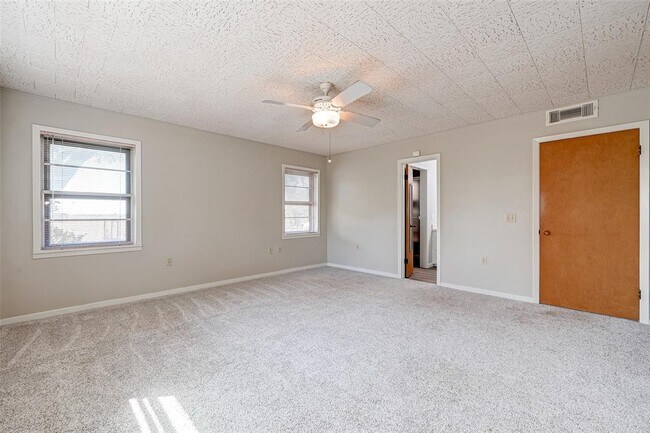 Building Photo - 16711 US-90 ALT