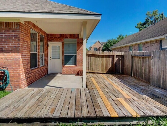 Building Photo - 18207 Linden Forest Ln