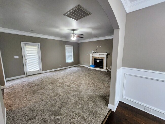 Building Photo - Spacious cul-de-sac home in Grovetown