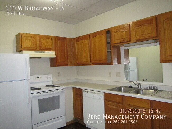 Building Photo - 310 W Broadway