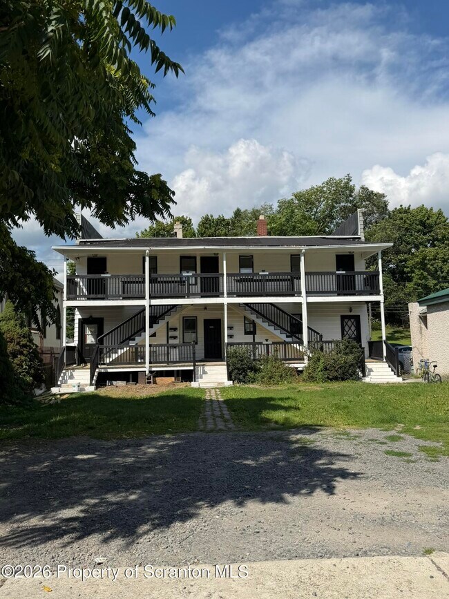 Building Photo - 1159 Luzerne St