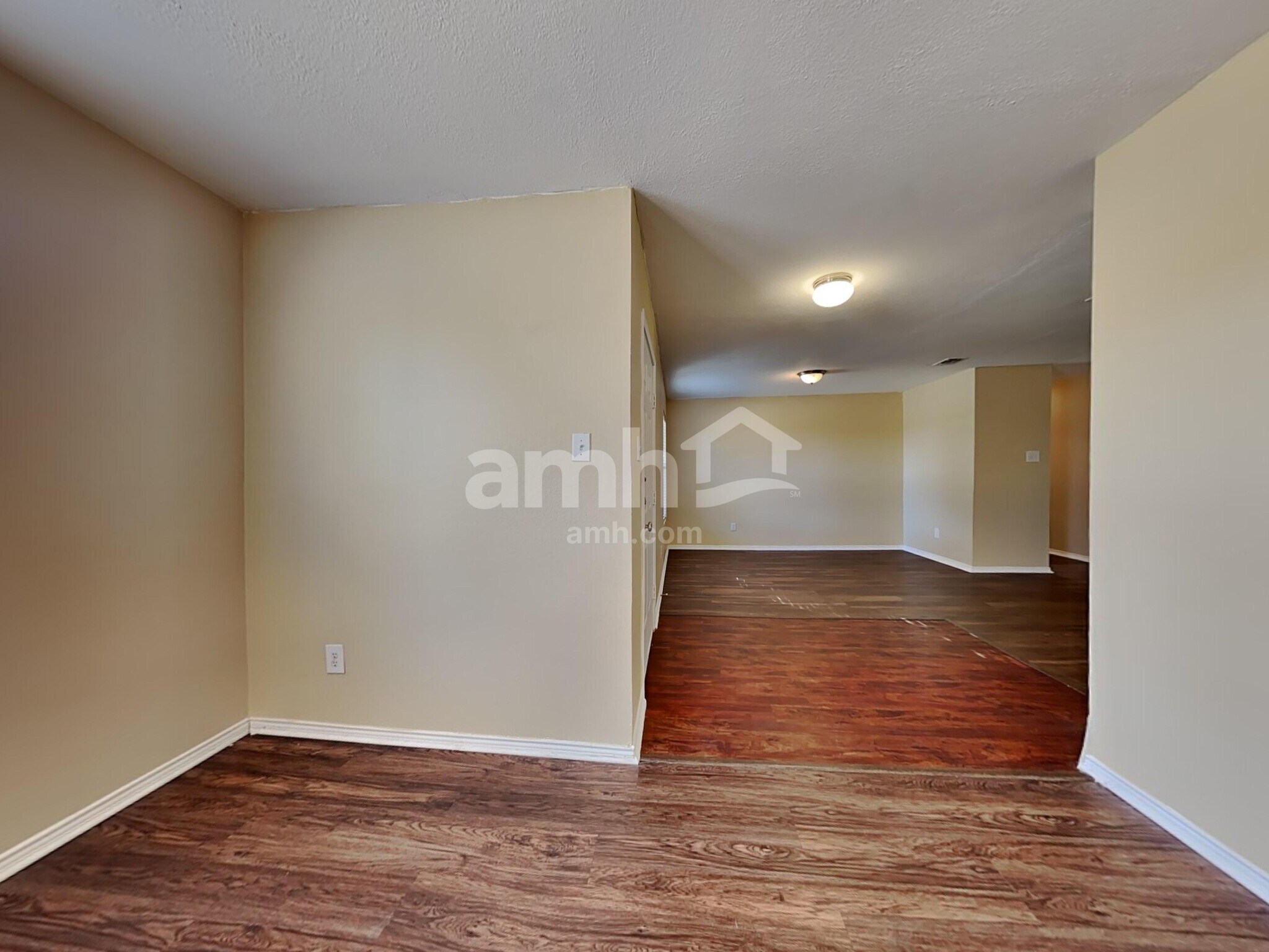 Building Photo - 1514 Lonesome Dove Trail