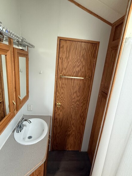 Building Photo - 6711 Bridgewater Ln