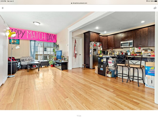 Building Photo - 44 Dominion Rd