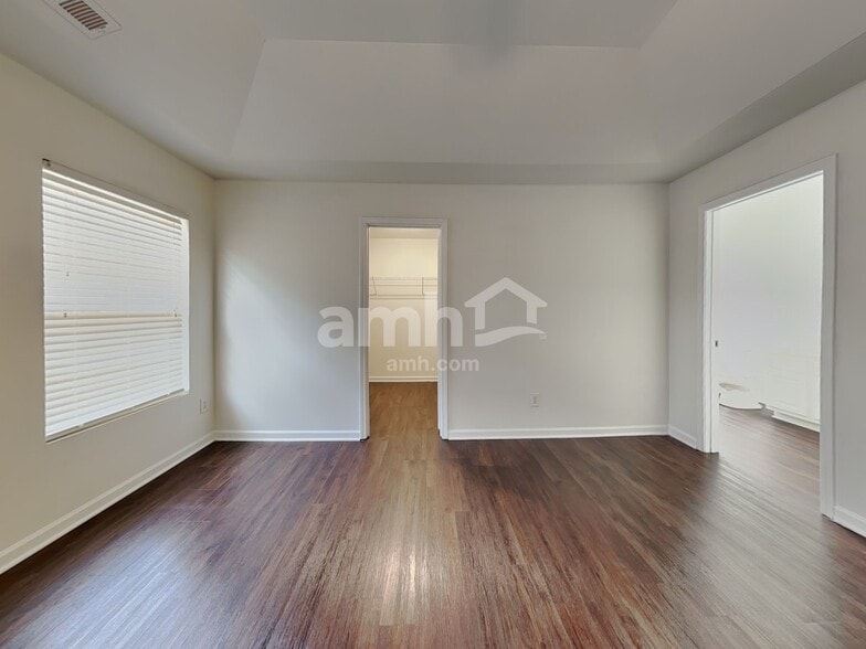 Building Photo - 6001 Ricker Rd