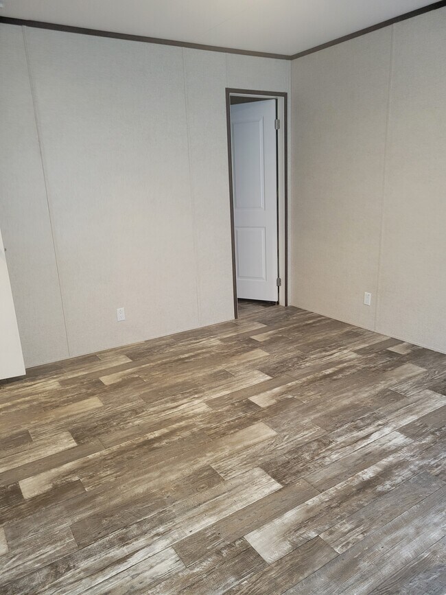 Building Photo - 8106 5th St