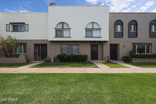 Building Photo - 3868 N 30th St