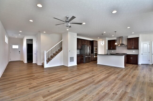 Building Photo - 12009 Landon Dr