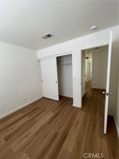 Building Photo - 1522 W Ave H4