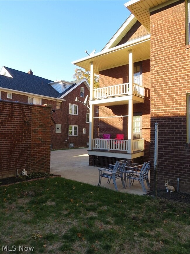 Building Photo - 13513 Clifton Blvd