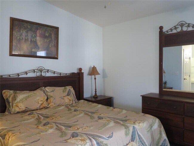 Building Photo - 2806 Club Cortile Cir