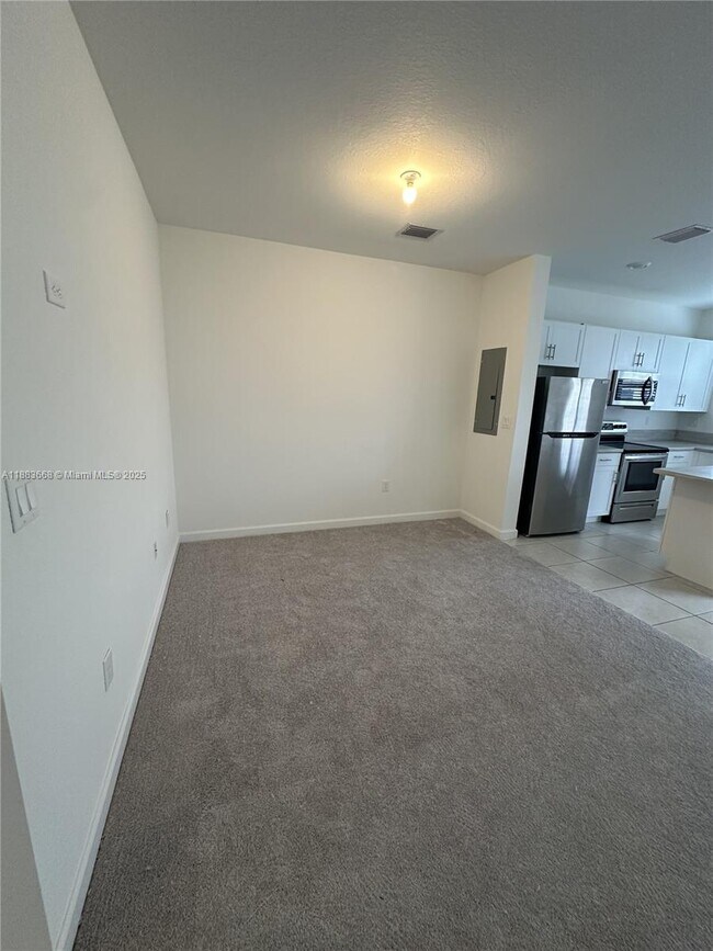 Building Photo - Northeast 3rd Place, North Miami Beach, FL 33179 - 3 BR 3 BA townhouse
