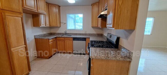 Building Photo - 355 Spindrift Way