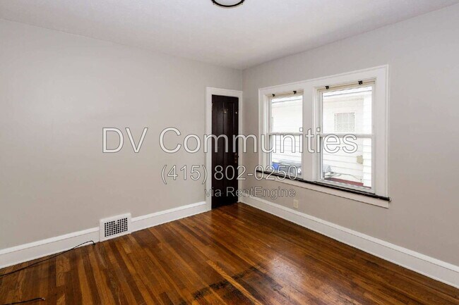 Building Photo - 3765 W 134th St