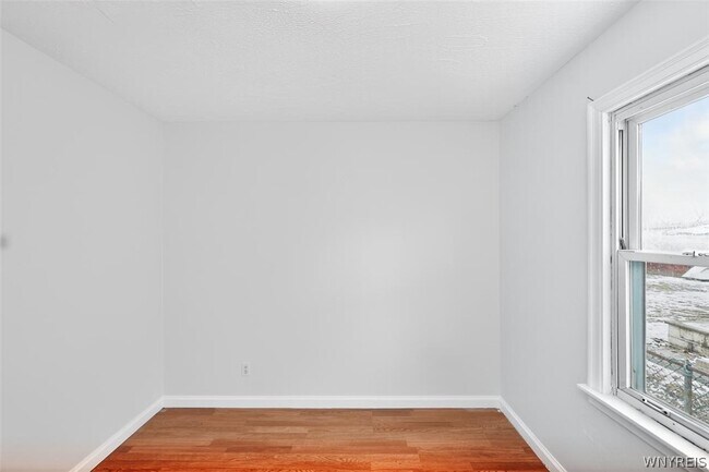 Building Photo - 3028 Welch Ave